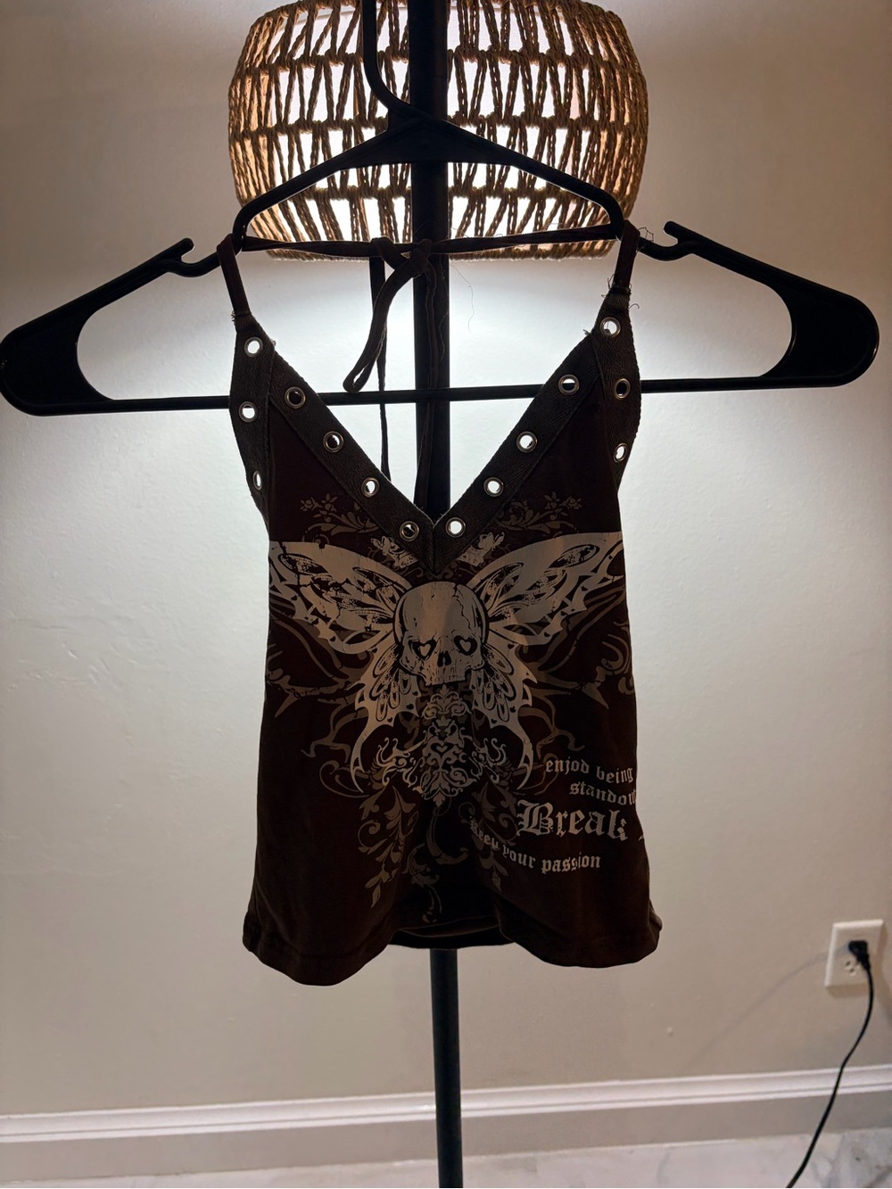 SHEIN Brown Graphic V-Neck Camisole with Stud Accents